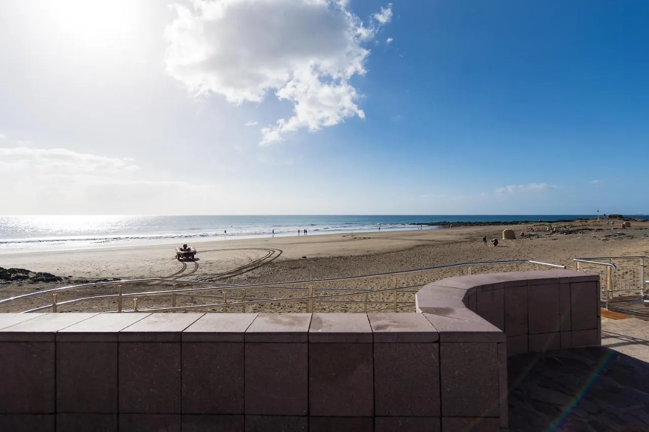 Apartment Tanausu Beach 4 San Bartolome de Tirajana  Spain